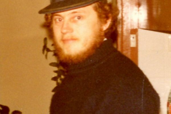 peter-bennetC6FF834D-2291-F9A5-25E4-32CF3E2C8548.jpg